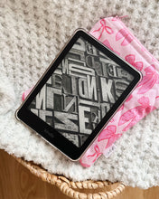 Load image into Gallery viewer, Bright Pink Bows Quilted E-Reader Sleeve