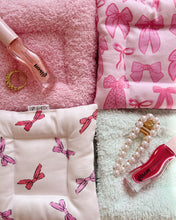 Load image into Gallery viewer, Mint Terry Towel Puff Coaster

