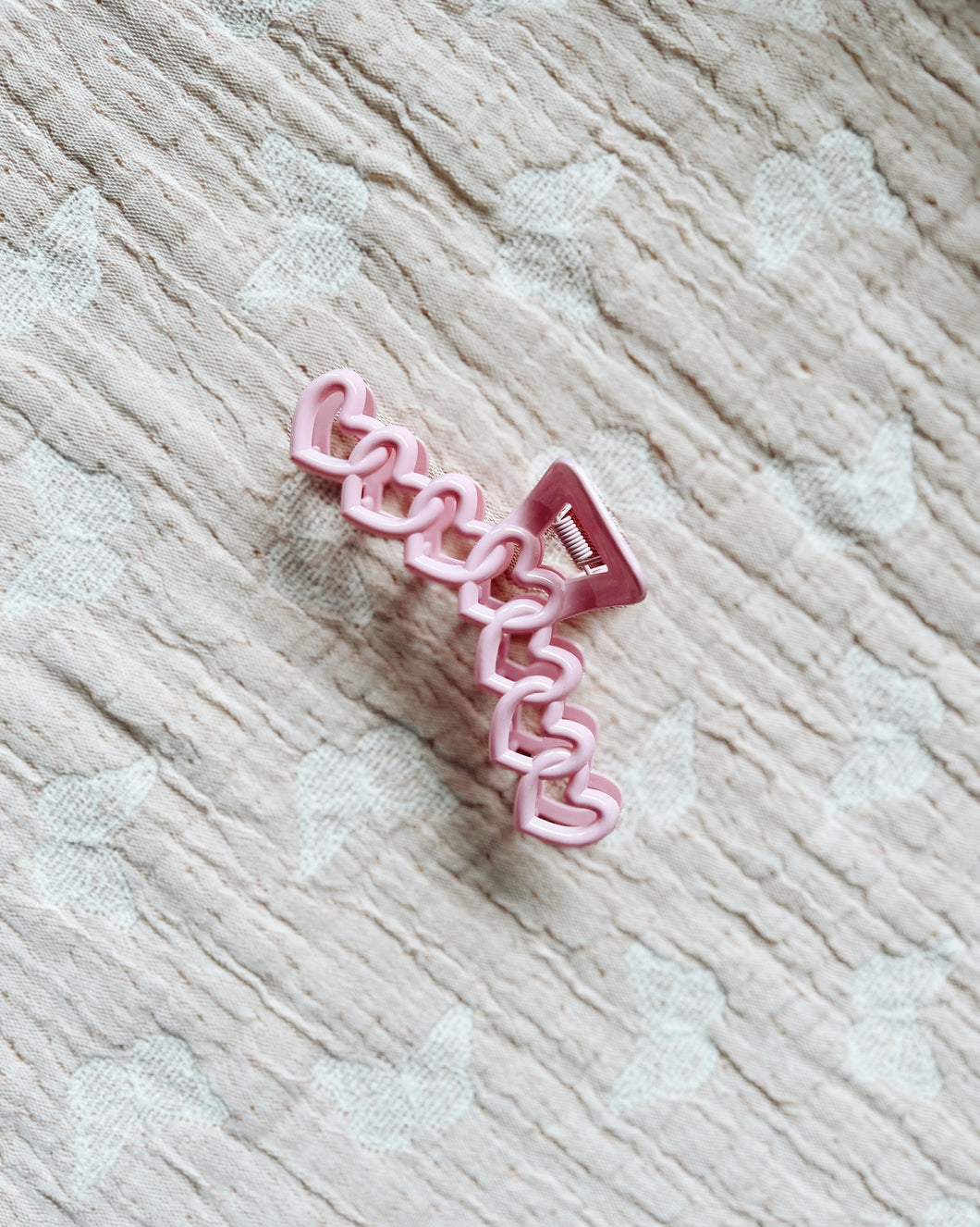 Candy Pink Heart Chain Claw Clip