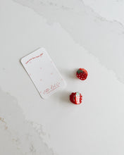 Load image into Gallery viewer, Strawberries Mini Clip Set
