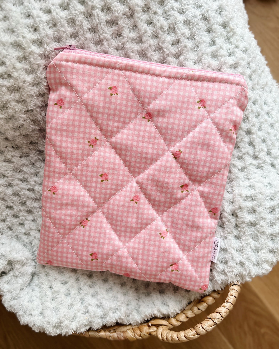 Gingham Rose E-Reader Sleeve (LARGE)