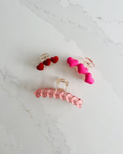 Load image into Gallery viewer, Hot Pink Hearts Claw Clip
