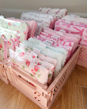 Load image into Gallery viewer, Bright Pink Bows Puff Coaster
