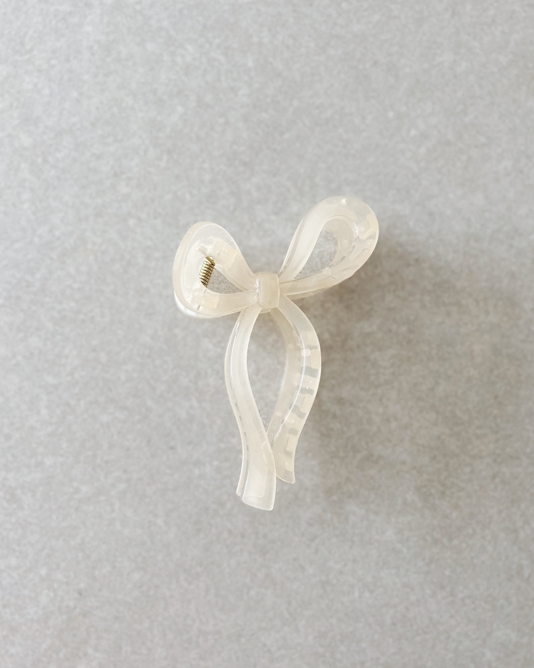 Ivory Bow Claw Clip
