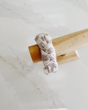 Load image into Gallery viewer, Periwinkle Check Adult Knotted Headband
