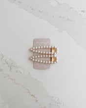 Load image into Gallery viewer, Pearl Detail Barrette Set

